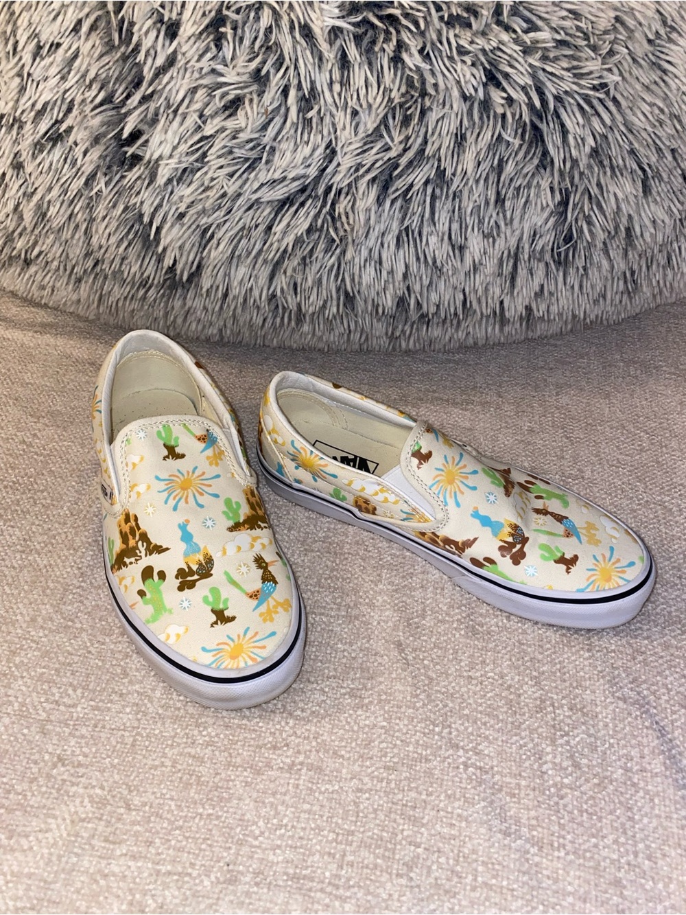 Vans Classic Slip-On "Get Outdoors" Pack - Marshmallow/Desert Print - Size 8